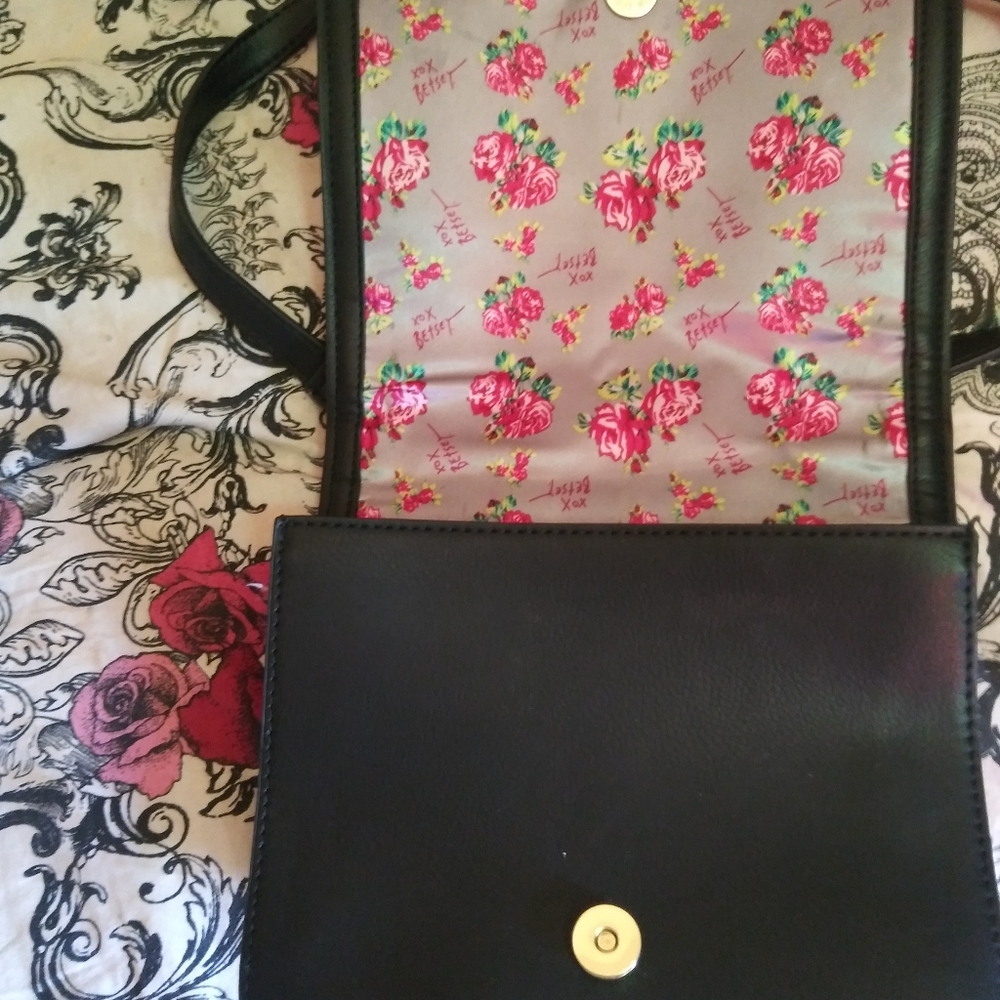 Betsey Johnson evening bag! - Picture 3 of 4